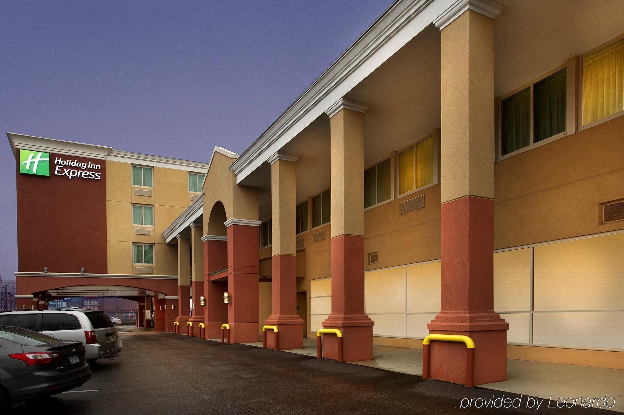 فندق هوليداي إن إكسبريس ببالتيمور آت ذا ستاديومز المظهر الخارجي الصورة
